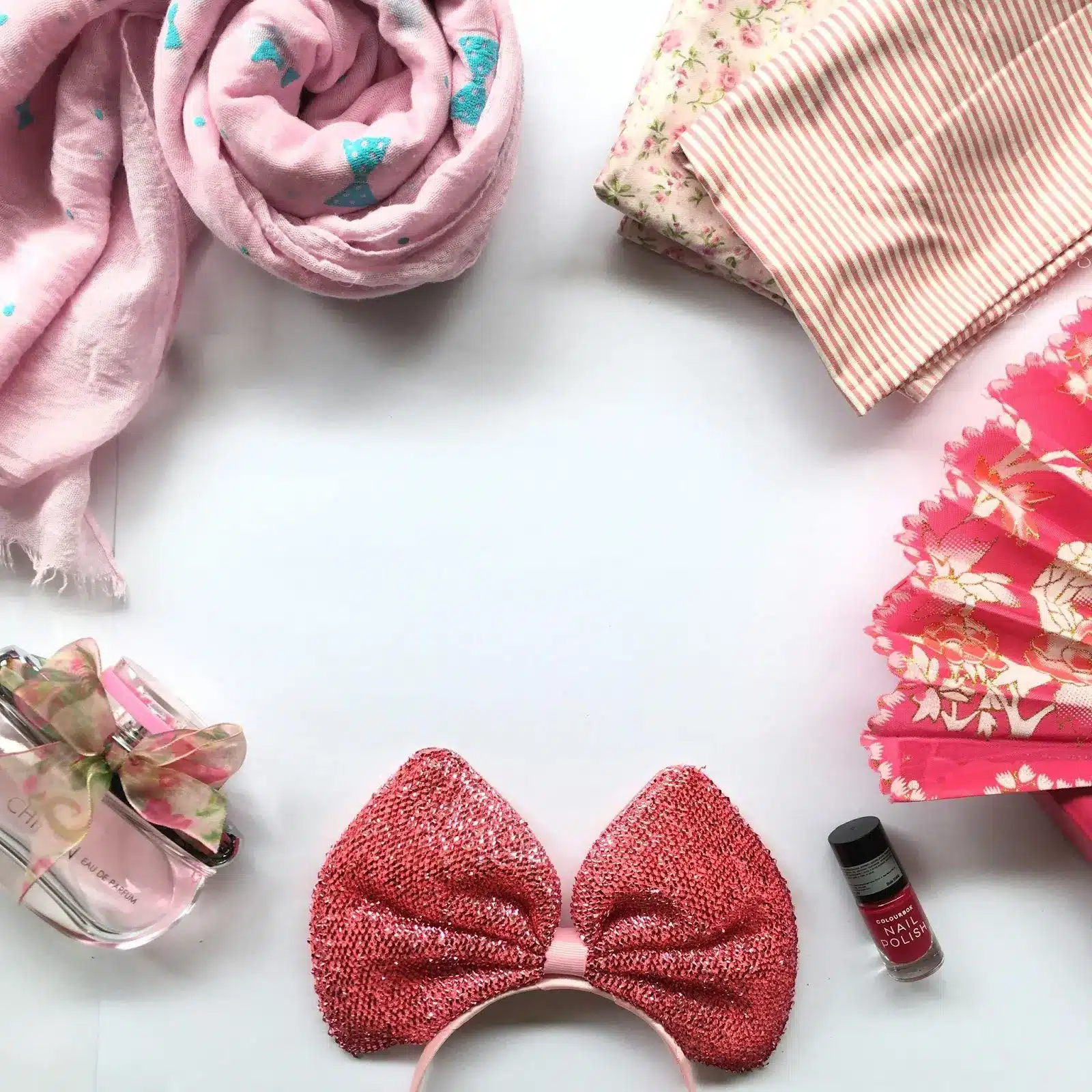 Accessorizing a Fashionable Dress for Children's Parties