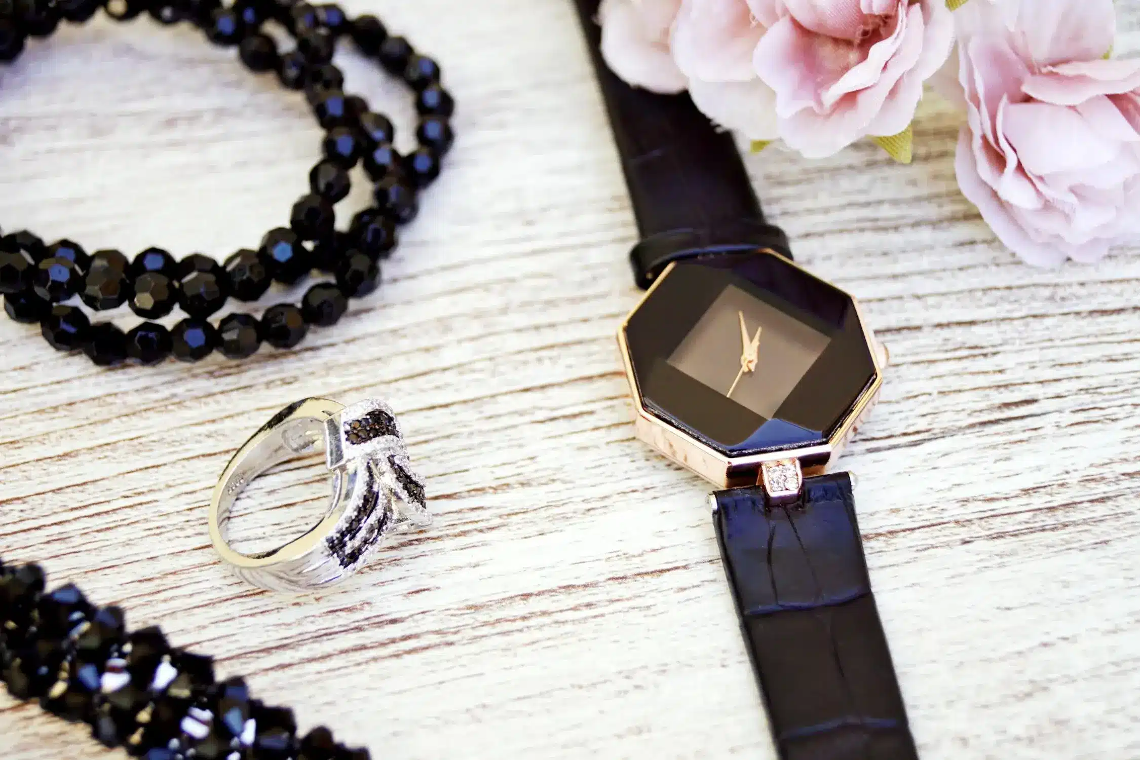 Luxury Goods and Secure Shipping Ensuring Safe Delivery to Europe