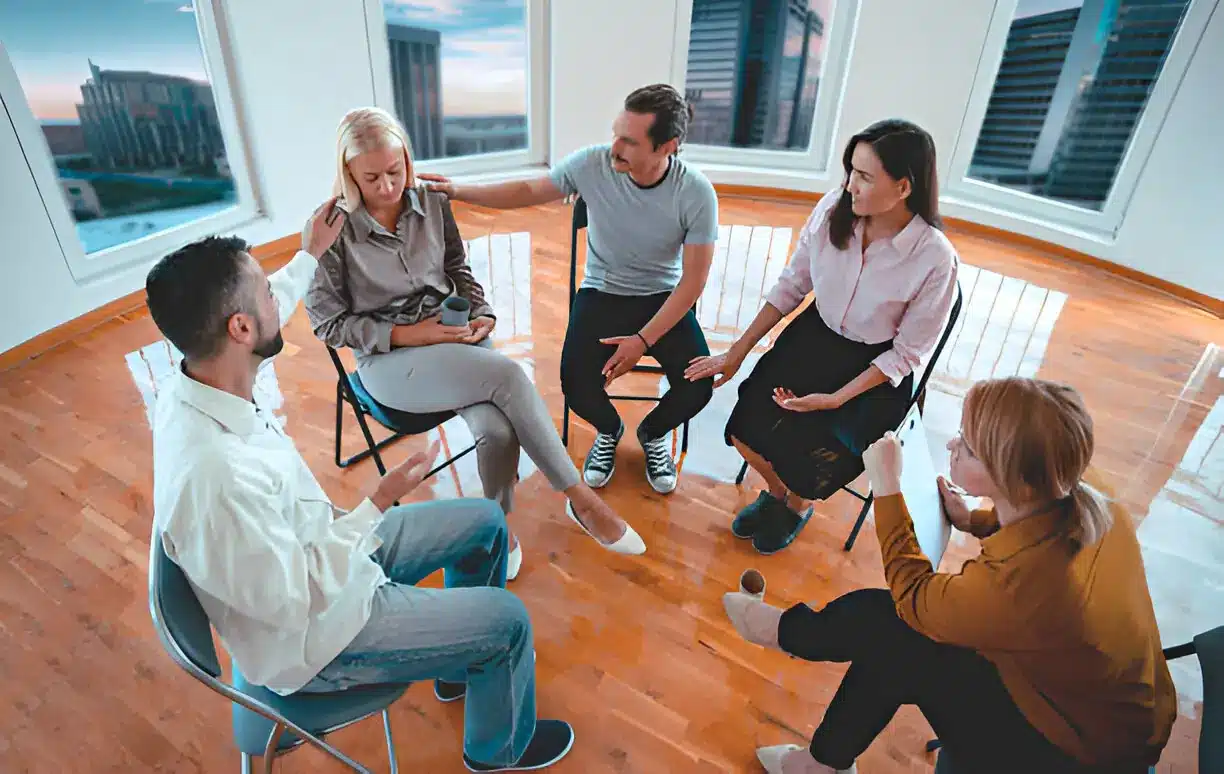 Benefits of Group Therapy in Outpatient Addiction Recovery Programs