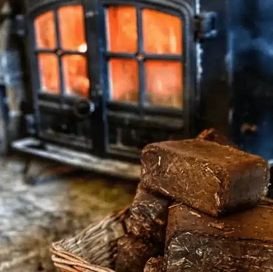 Why 8-Hour Night Briquettes Are the Perfect Heating Solution for Winter Nights