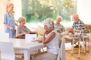 A Guide to Different Dining Options in Assisted Living Facilities