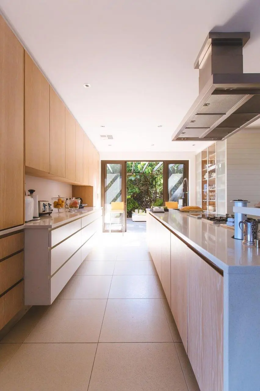 Clever Layout Hacks to Boost Function in Compact Kitchens
